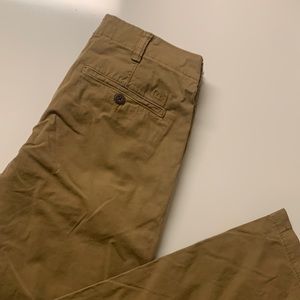 NEW Men’s American Eagle 28/32 Athletic Fit Khakis